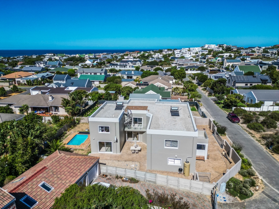 5 Bedroom Property for Sale in Vermont Western Cape